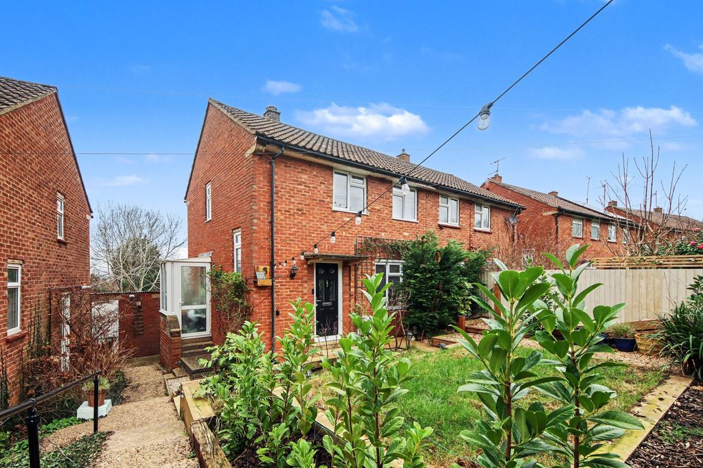 Property photo 2 of 11 External