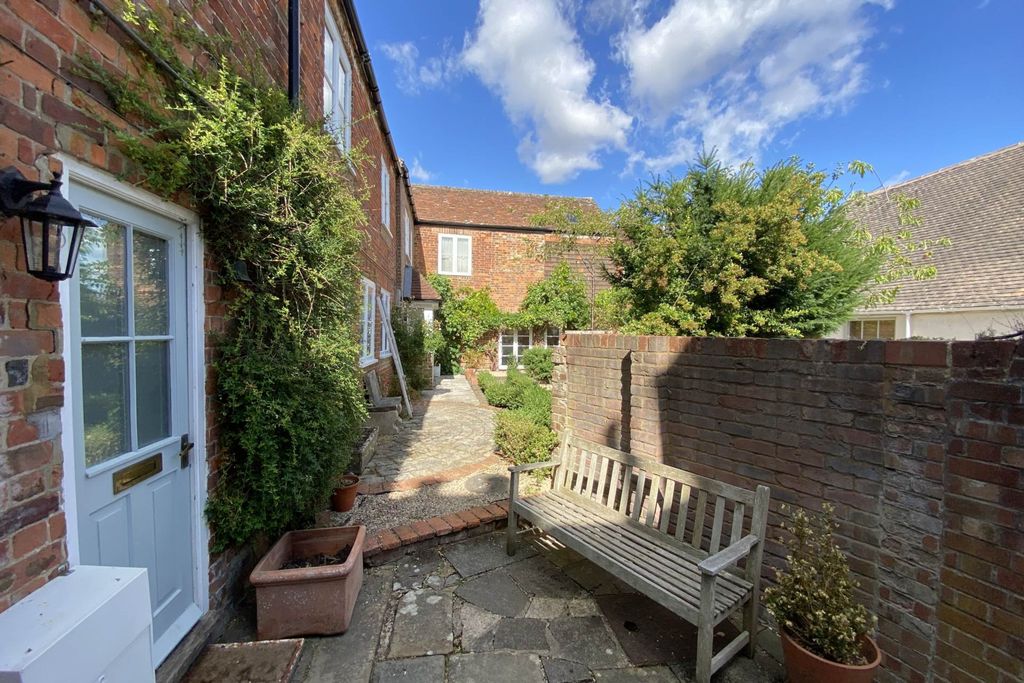 Additional image 16 of 3 bed town house for saleKingsbury Street, Marlborough SN8