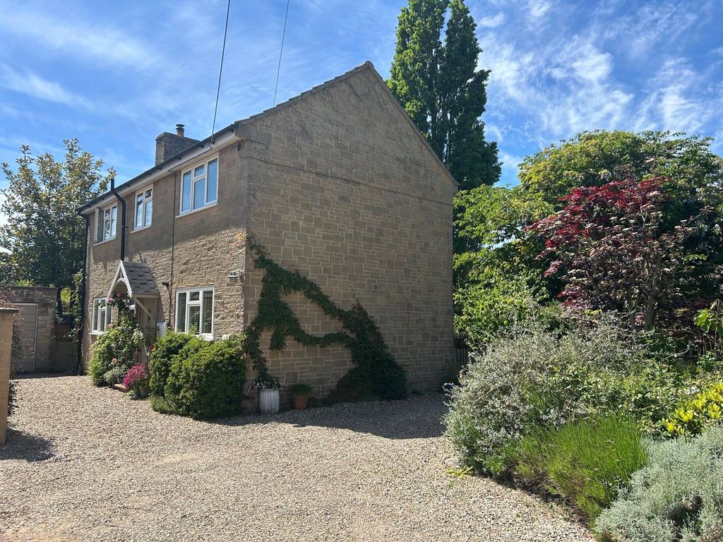 Property photo 1 of 30 Picture No. 43