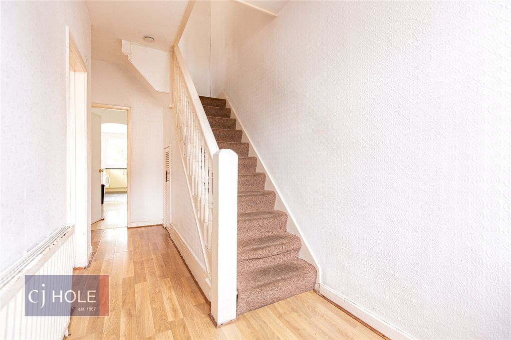 Property photo 3 of 25 Picture No. 14