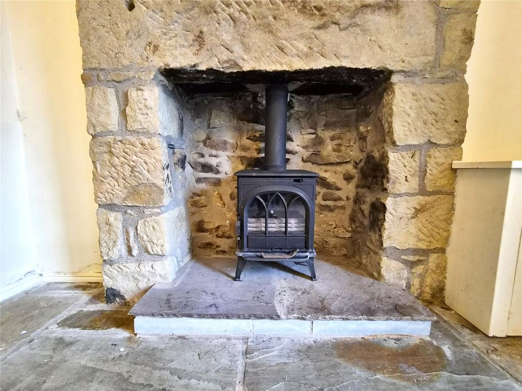 Property photo 3 of 24 Fireplace