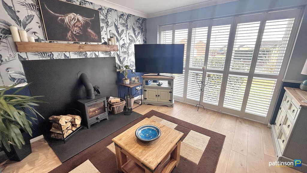 Property photo 2 of 38