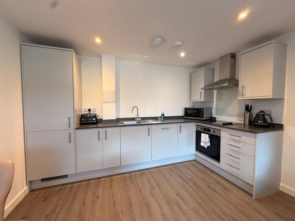 Property photo 2 of 11 Kitchen