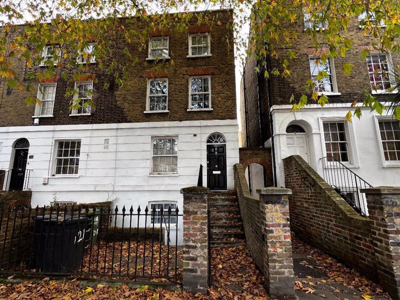 Property photo 3 of 21 Photo 2