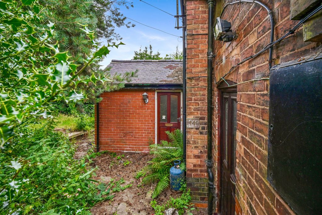 Property photo 3 of 15 149 Turf Pits Lane, Canwell, Sutton Coldfield B75 5Tb
