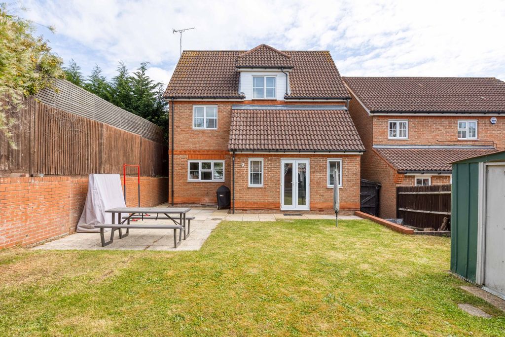Property photo 2 of 23 Picture No. 11