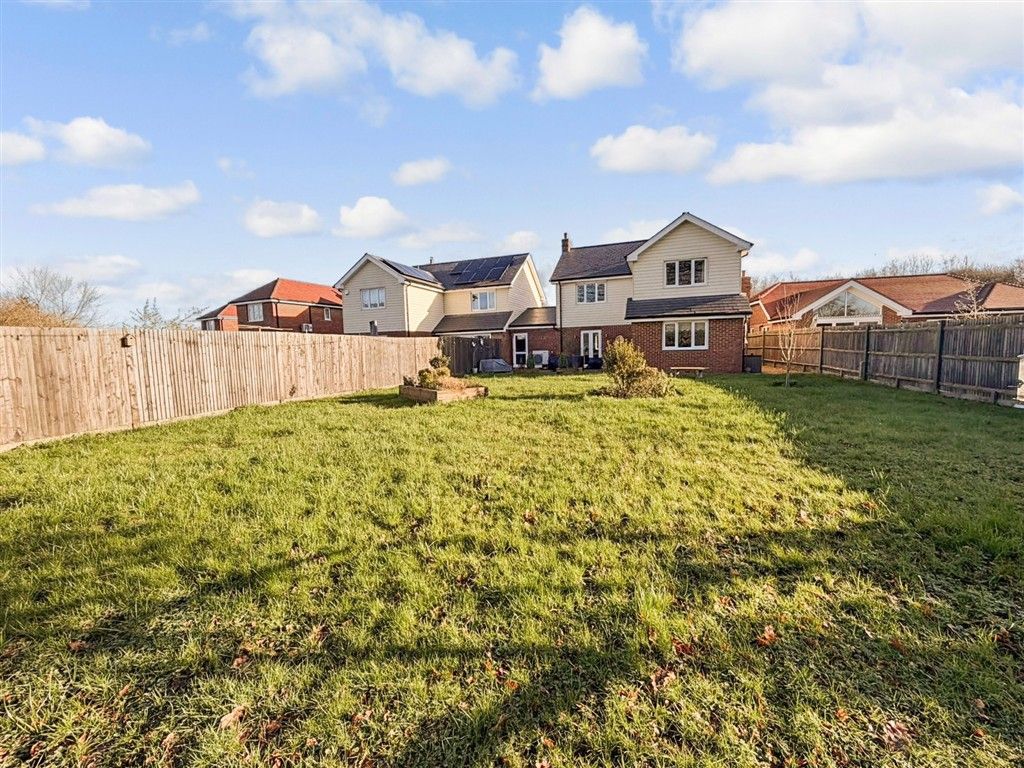 Additional image 17 of 4 bed link detached house for saleBannisters Croft, Blindley Heath, Lingfield, Surrey RH7