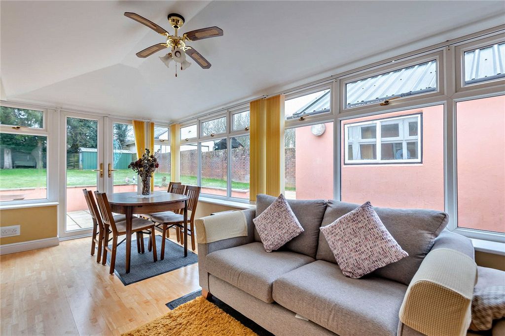 Property photo 1 of 16 Picture No. 17