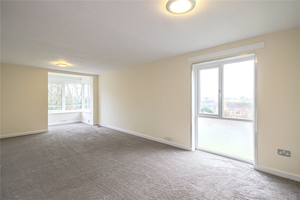 Property photo 2 of 14 Picture No. 10