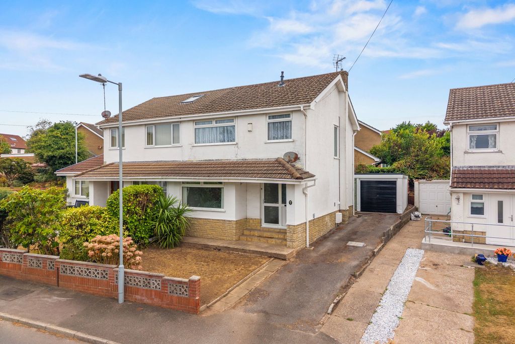 Property photo 1 of 26