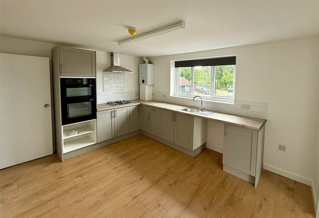 Property photo 2 of 13 Picture No. 07