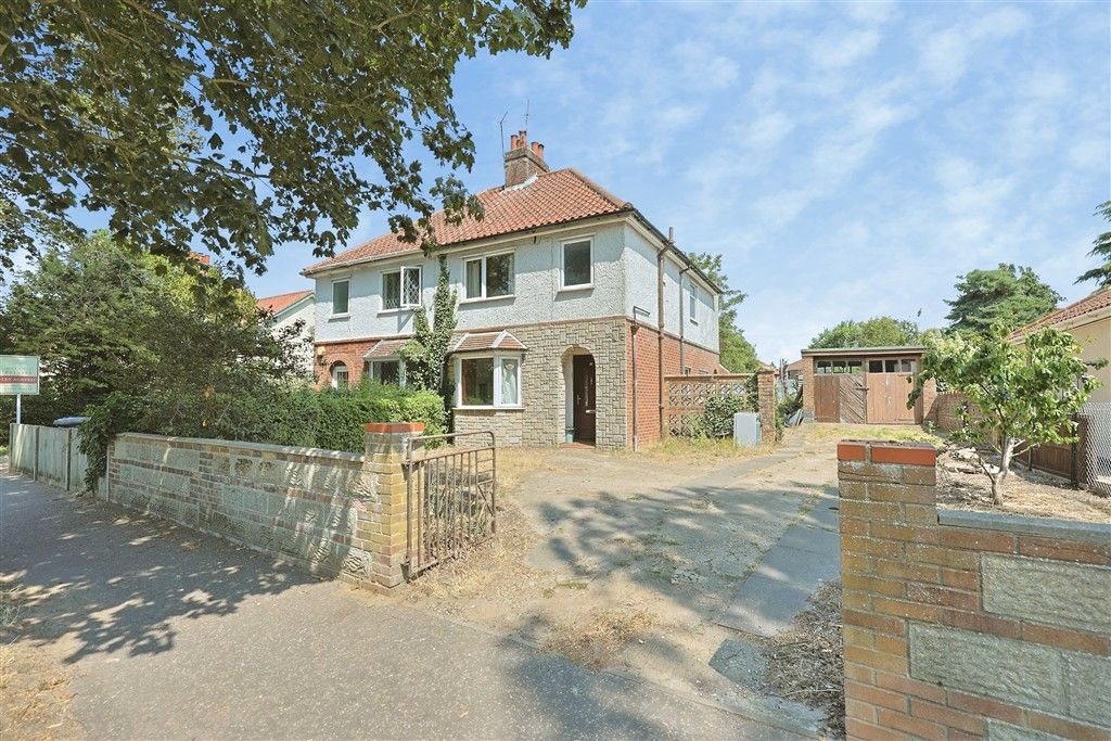 Property photo 1 of 5