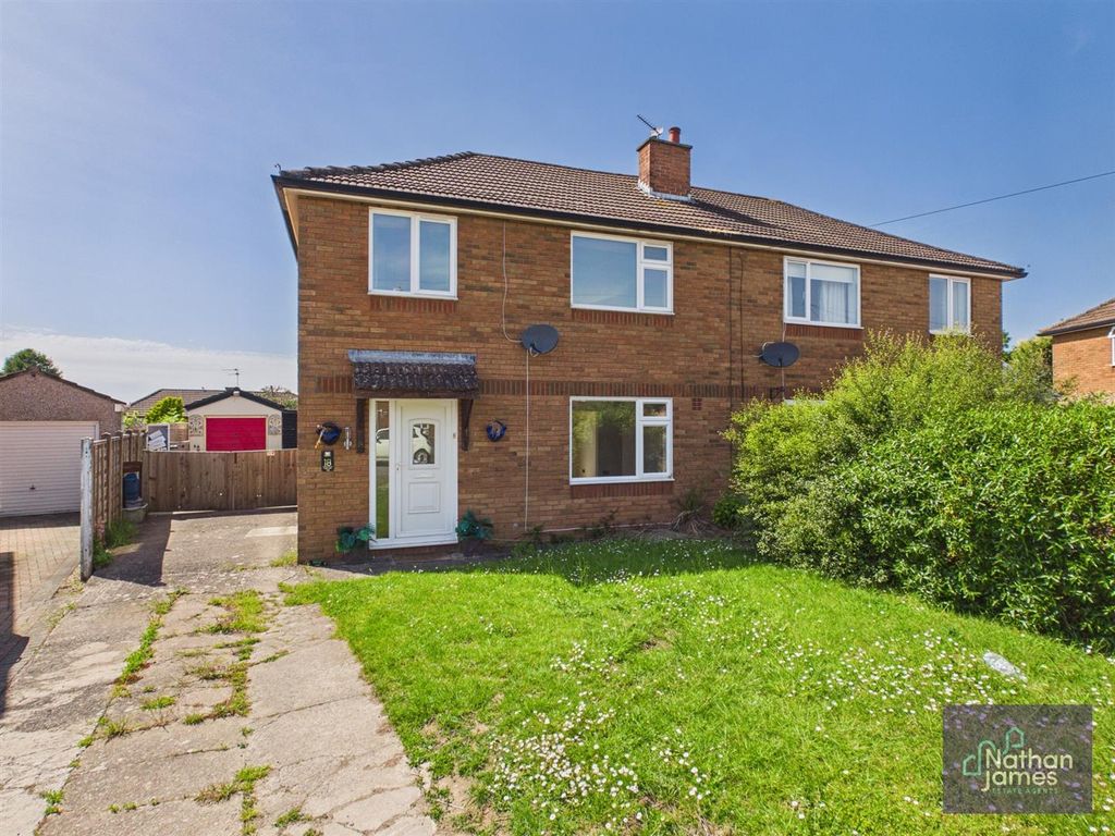 Property photo 1 of 18