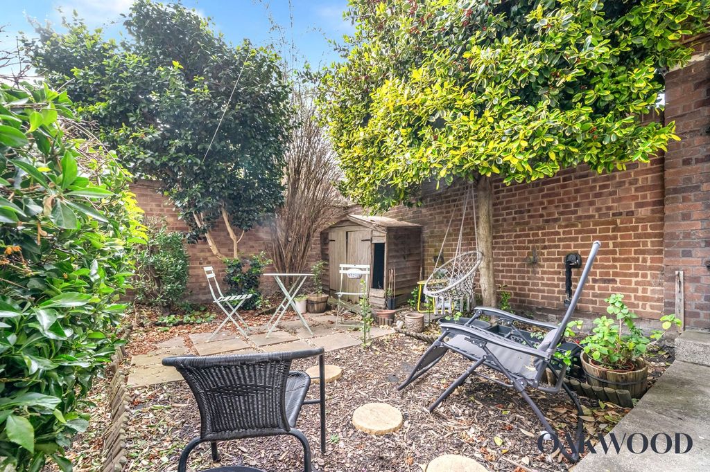 Property photo 2 of 13
