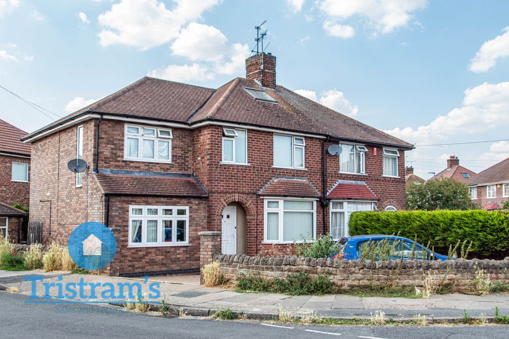 Property photo 1 of 11
