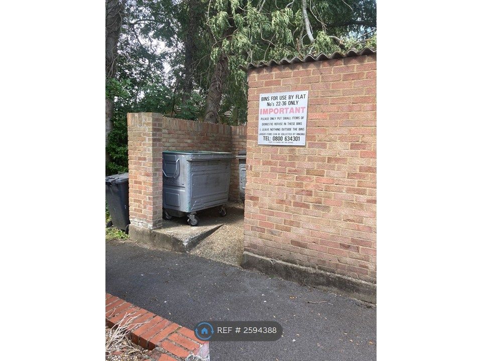 Property photo 2 of 7