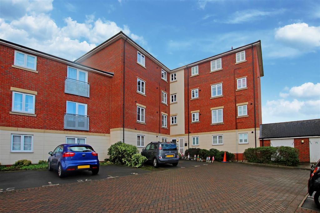 Property photo 1 of 7