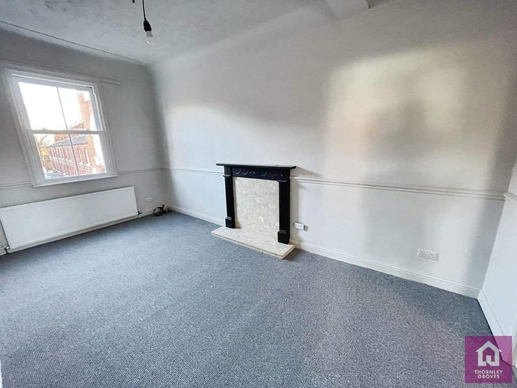 Property photo 2 of 12 Picture No. 13