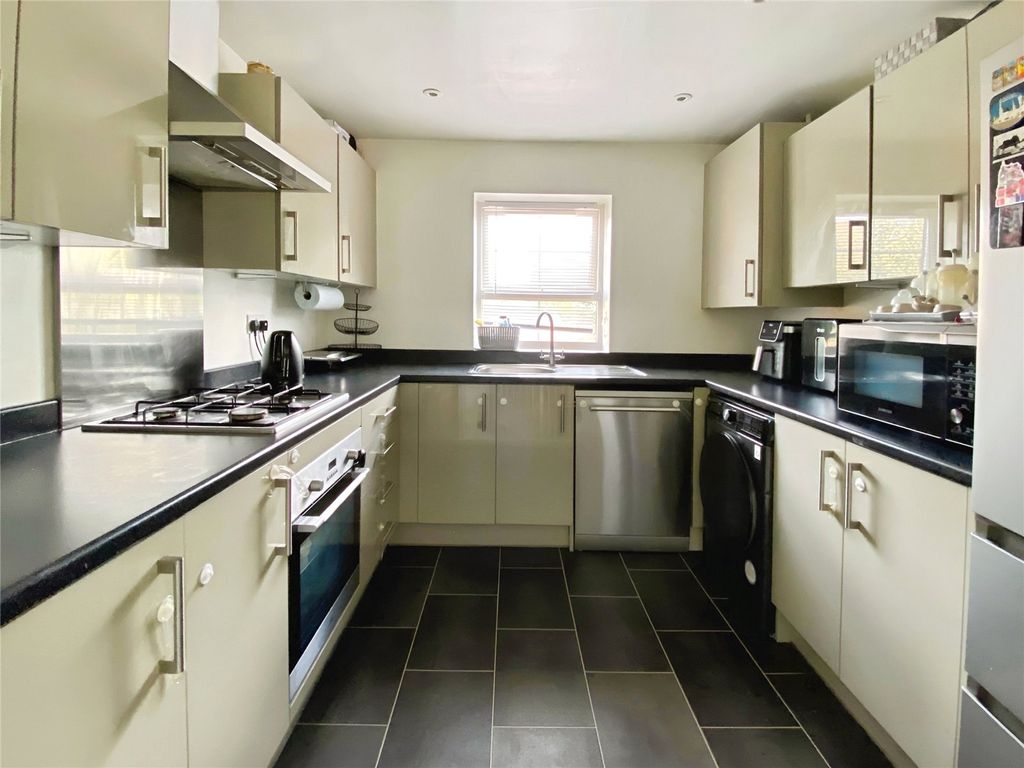 Property photo 3 of 7 Picture No. 08