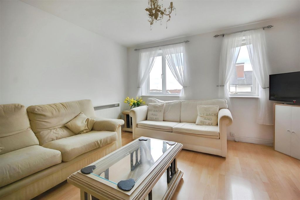 Property photo 2 of 5 78029c43-8Emcfu6Zqmir7Uaekkqnhuq6XL0.Jpg