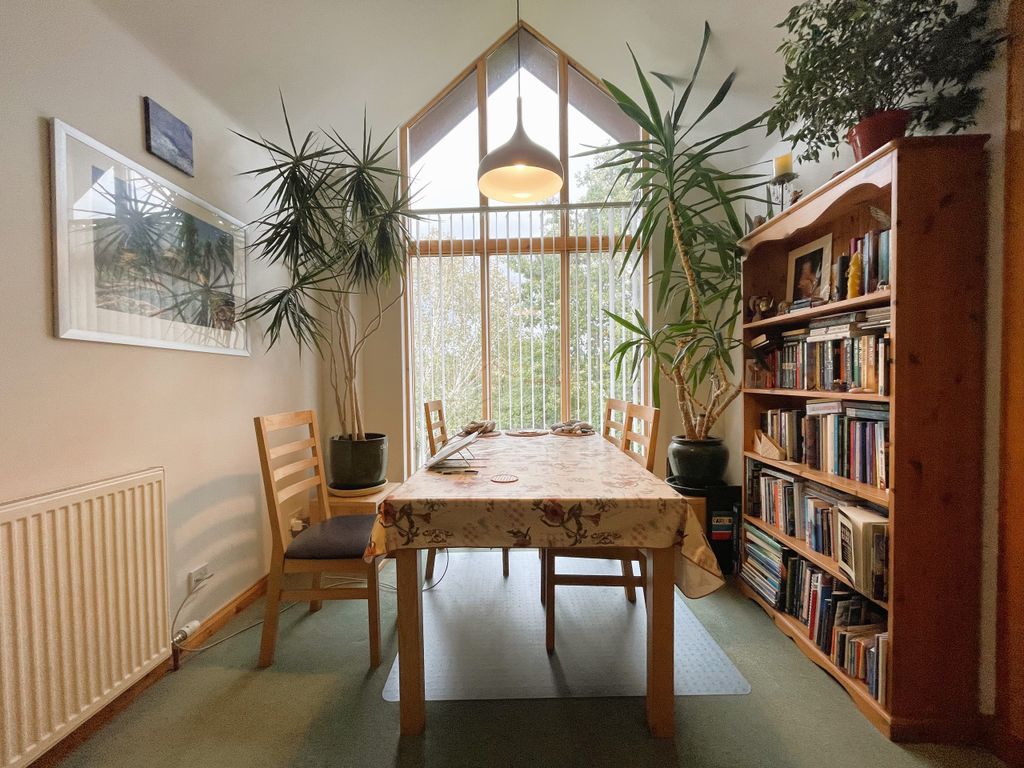 Property photo 3 of 24 Family Area
