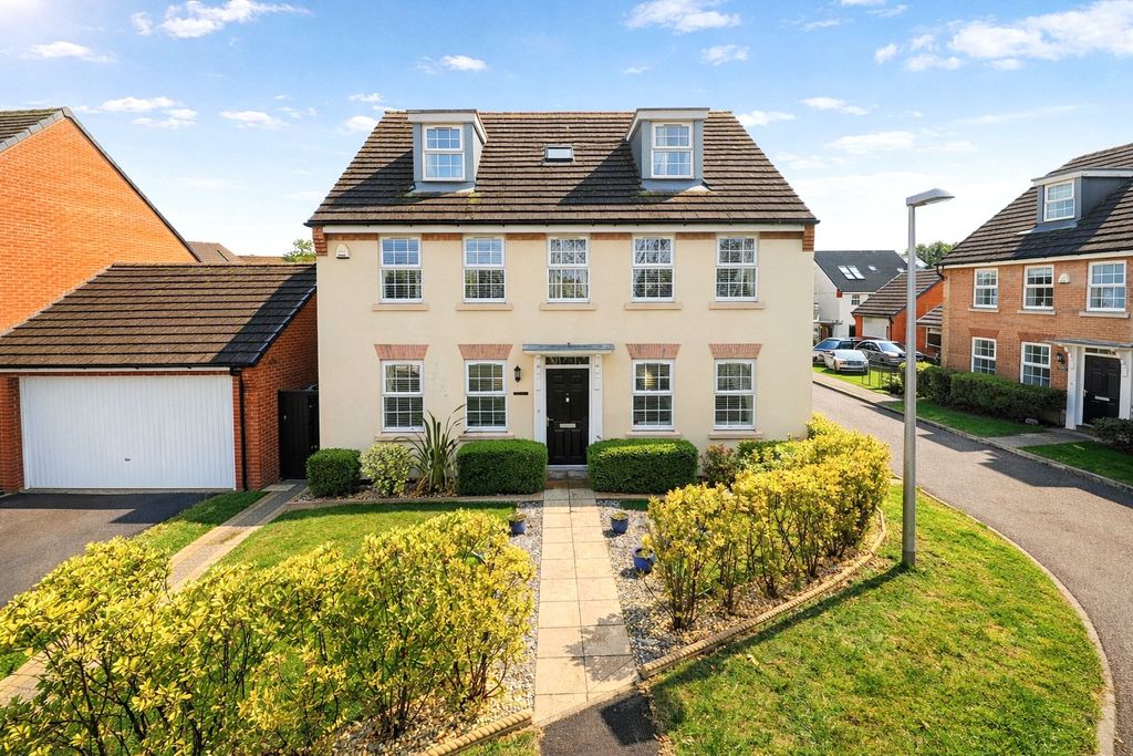 Property photo 1 of 14 Front