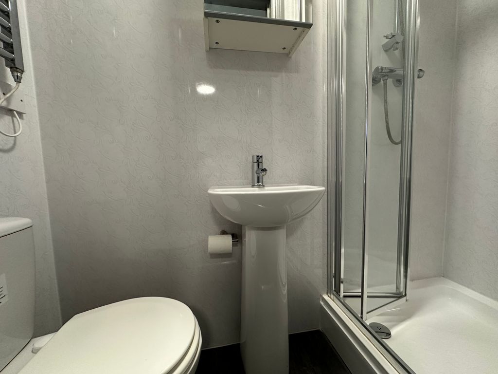 Property photo 3 of 9 Image