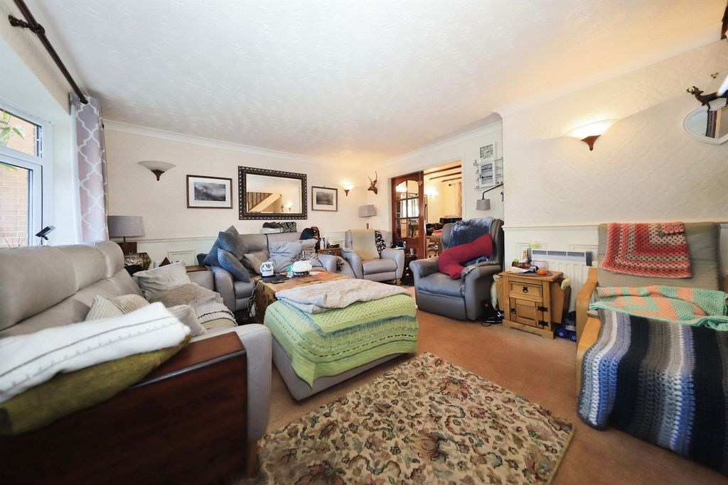 Property photo 3 of 15