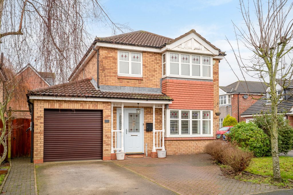 Property photo 1 of 15 Front (Exterior)