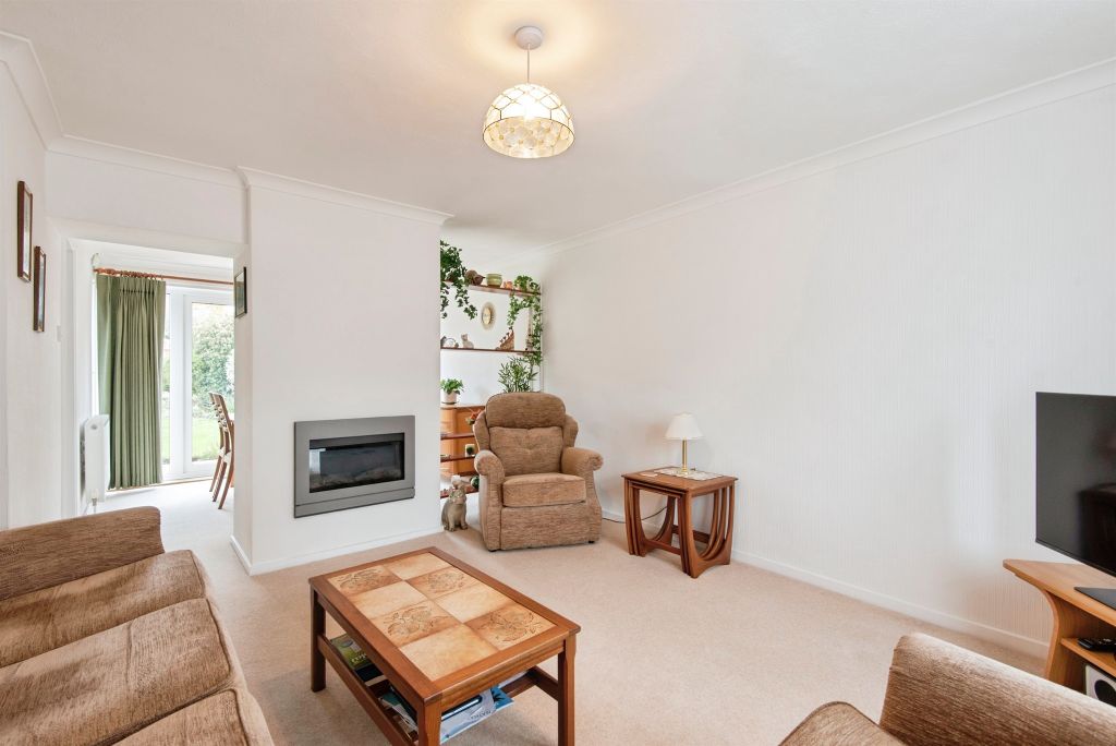 Property photo 3 of 17