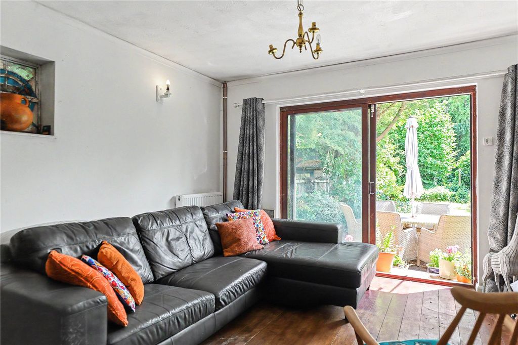 Property photo 2 of 21 Picture No. 06