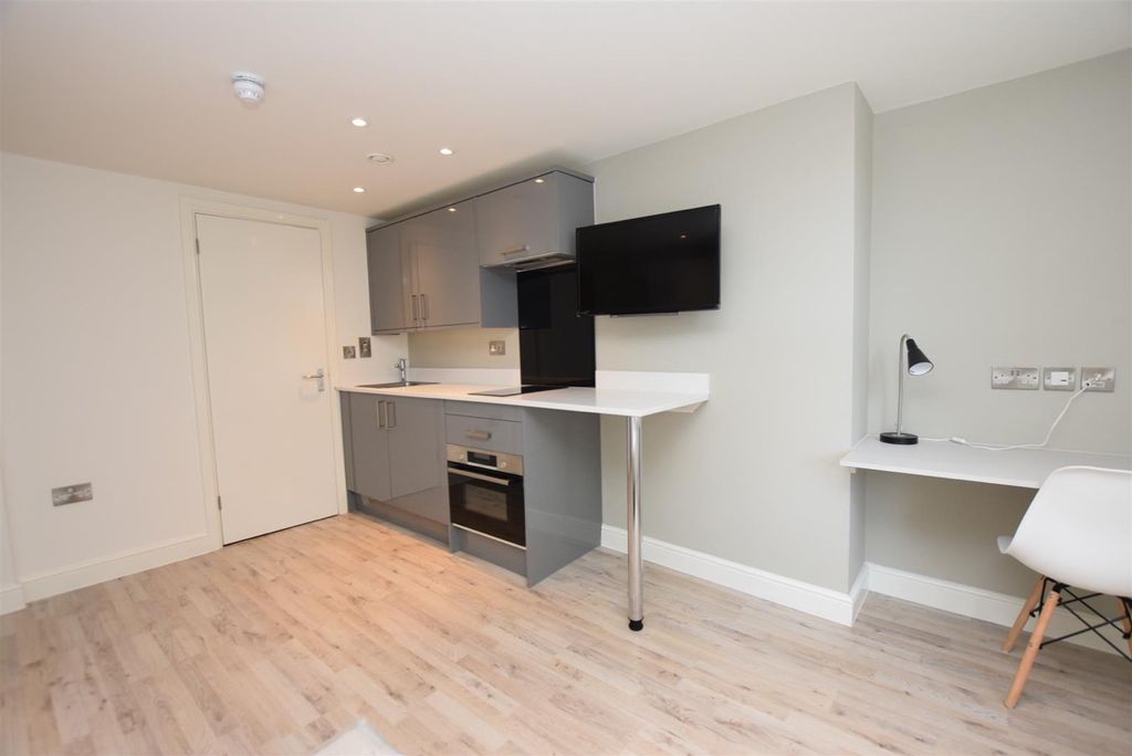 Property photo 2 of 7 2829533