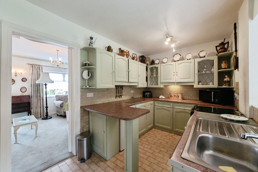 Property photo 2 of 20 Pbox-Img.Jpg