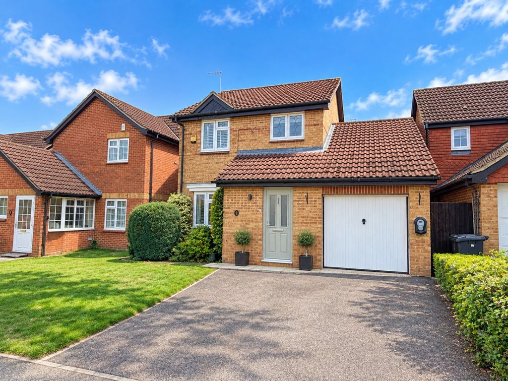 Property photo 1 of 18 5698040
