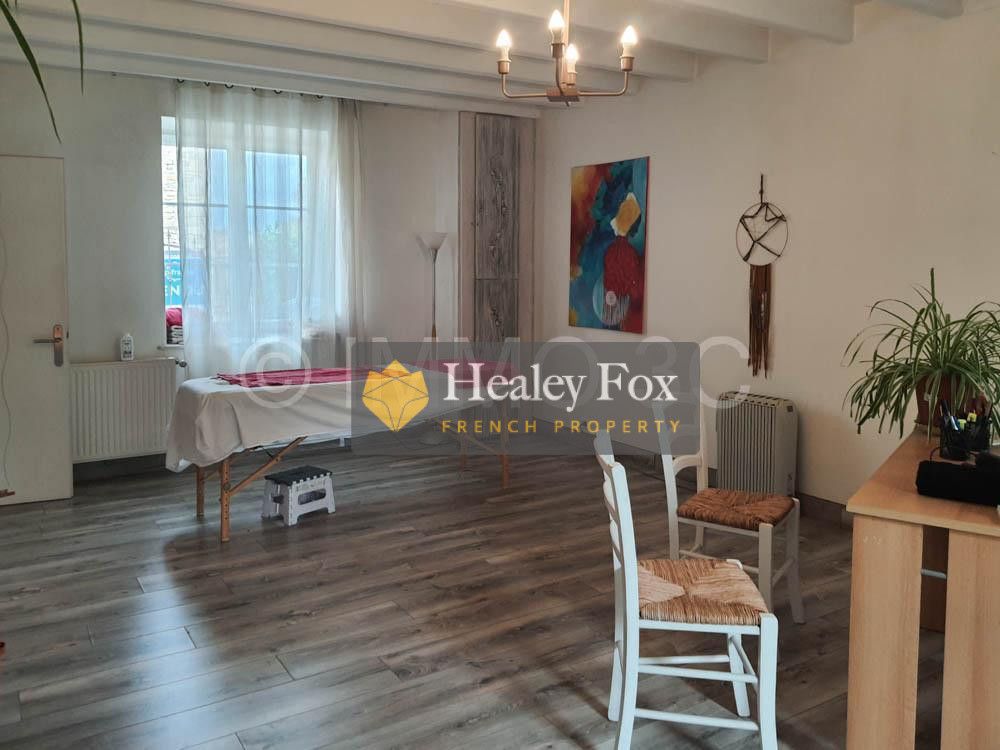 Property photo 3 of 27