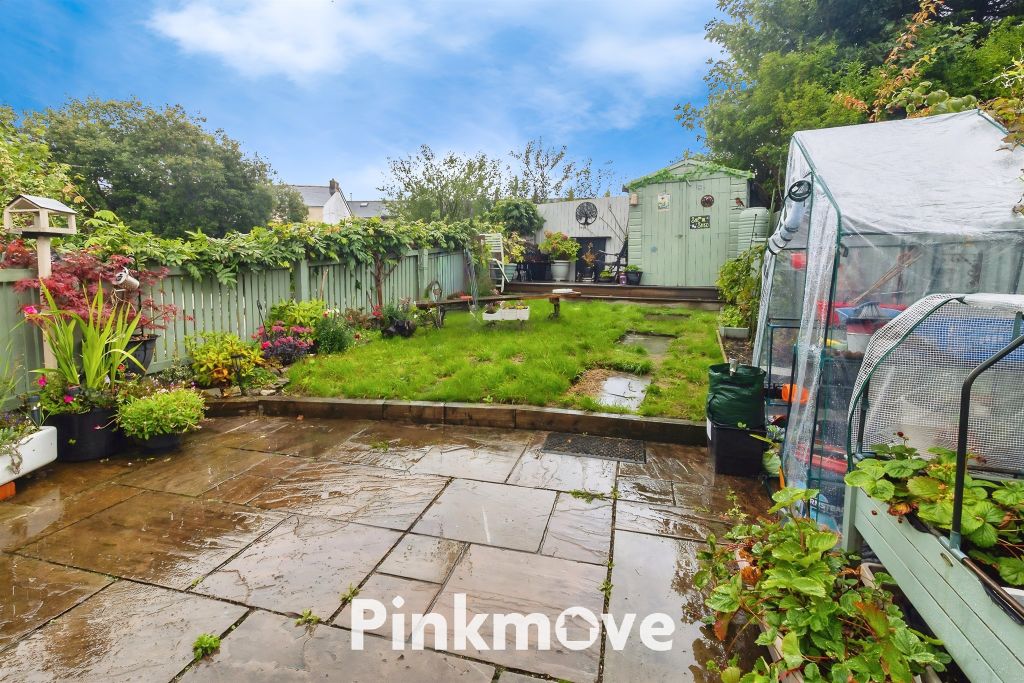 Property photo 2 of 16
