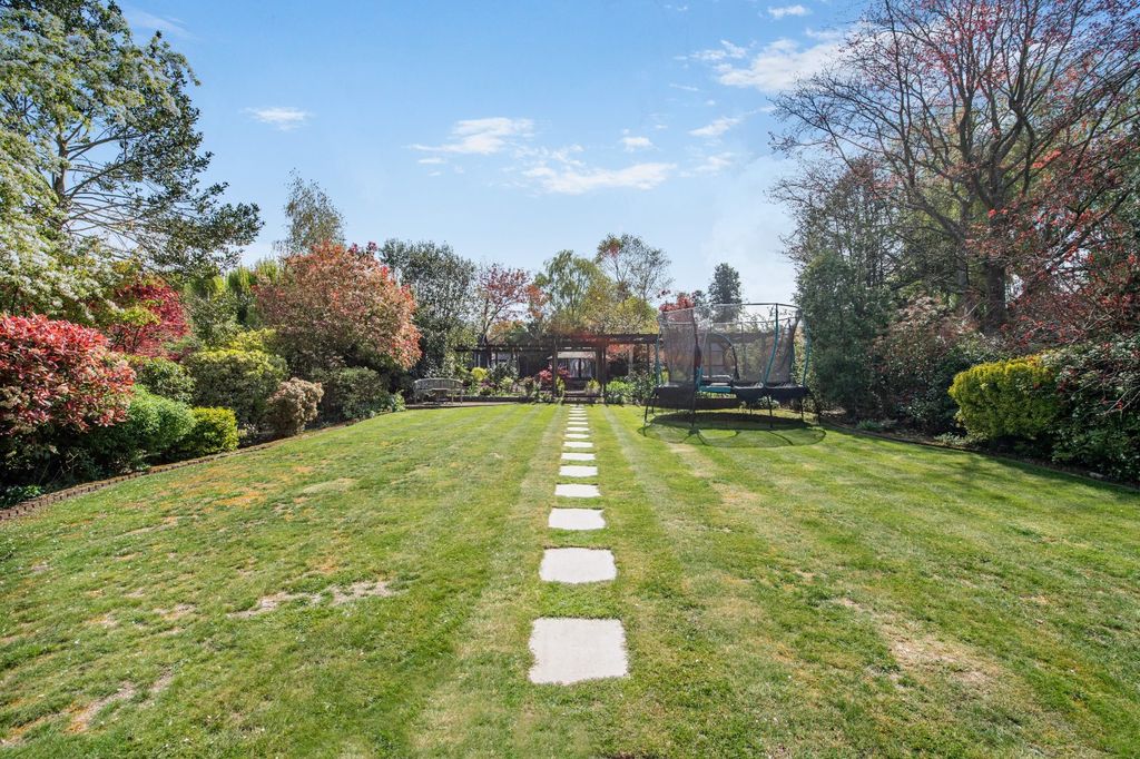 Property photo 3 of 25 Picture No. 22