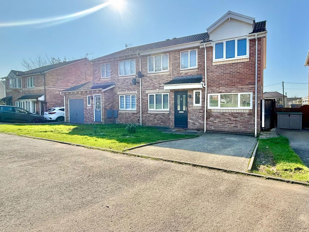 Property photo 1 of 23