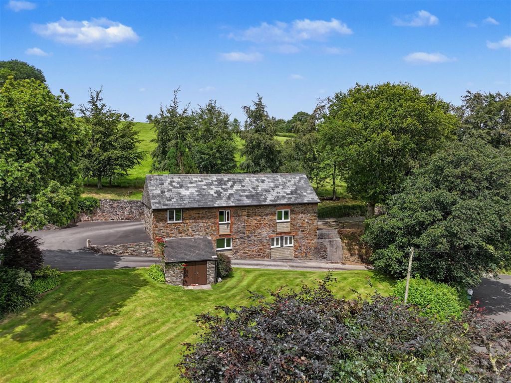 Property photo 3 of 24 Mount Pleasant Barns