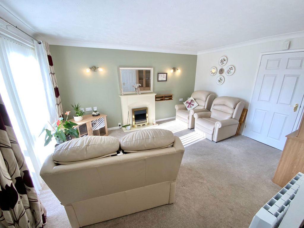 Property photo 2 of 7