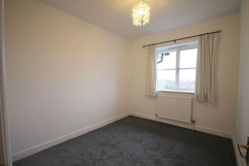 Property photo 3 of 10 Photo 13