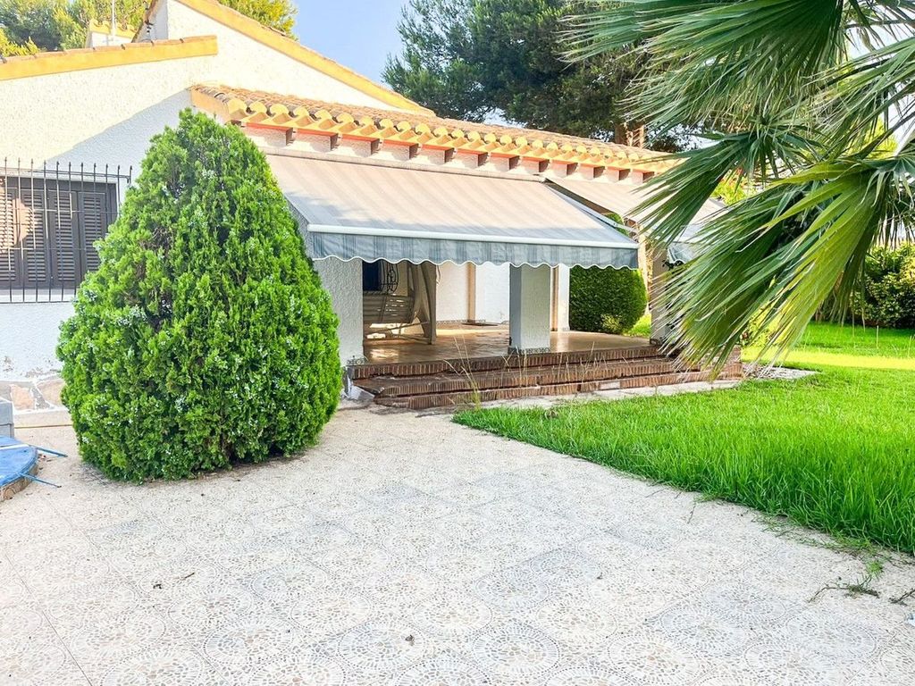 Property photo 1 of 30