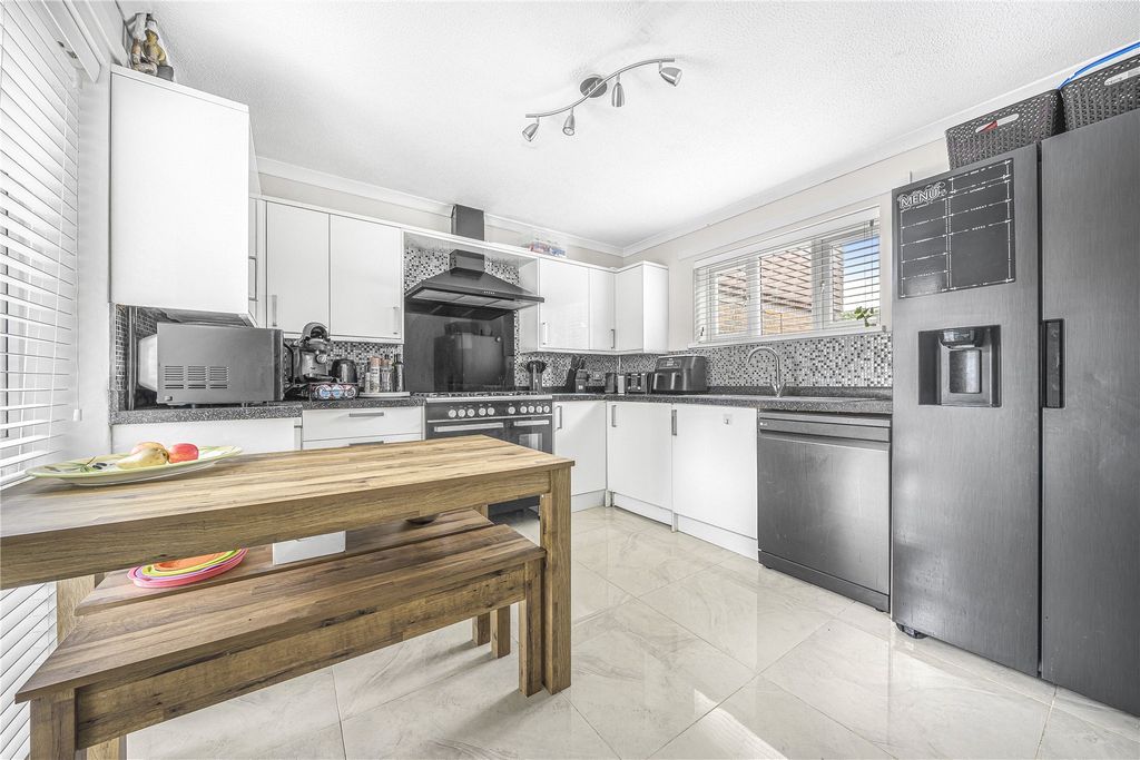 Property photo 2 of 16 Picture No. 06