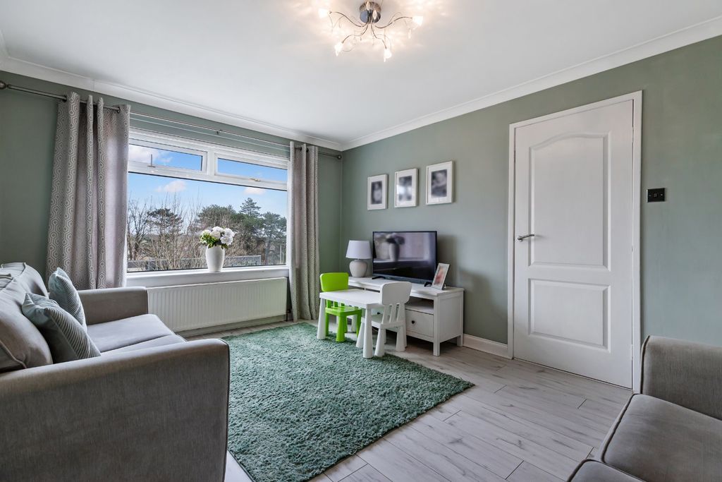 Property photo 2 of 23 Picture No. 05