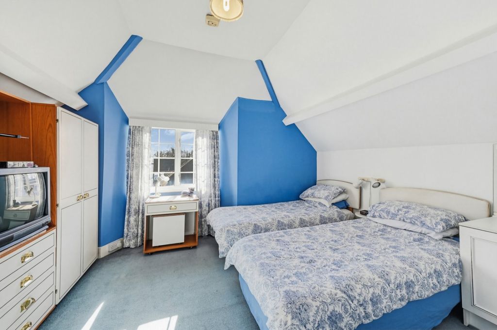 Property photo 3 of 21 Picture No. 03