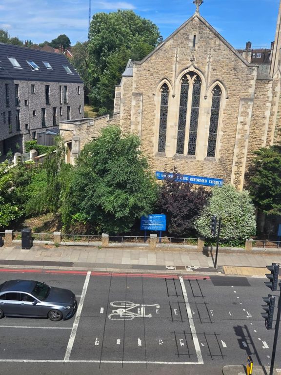 Property photo 1 of 6