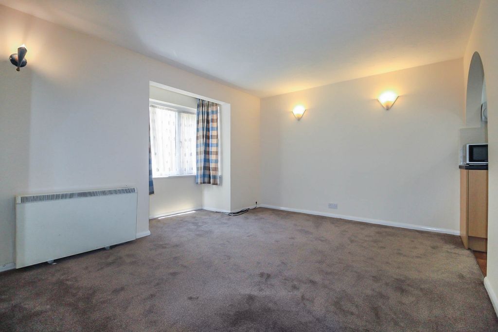 Property photo 3 of 9 Img 3969