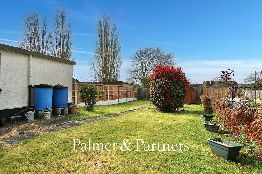 Property photo 3 of 21 Picture No. 03