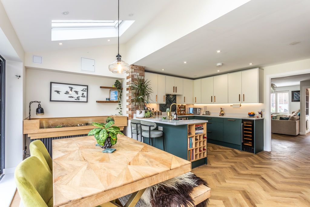 Property photo 3 of 27 Photo 8