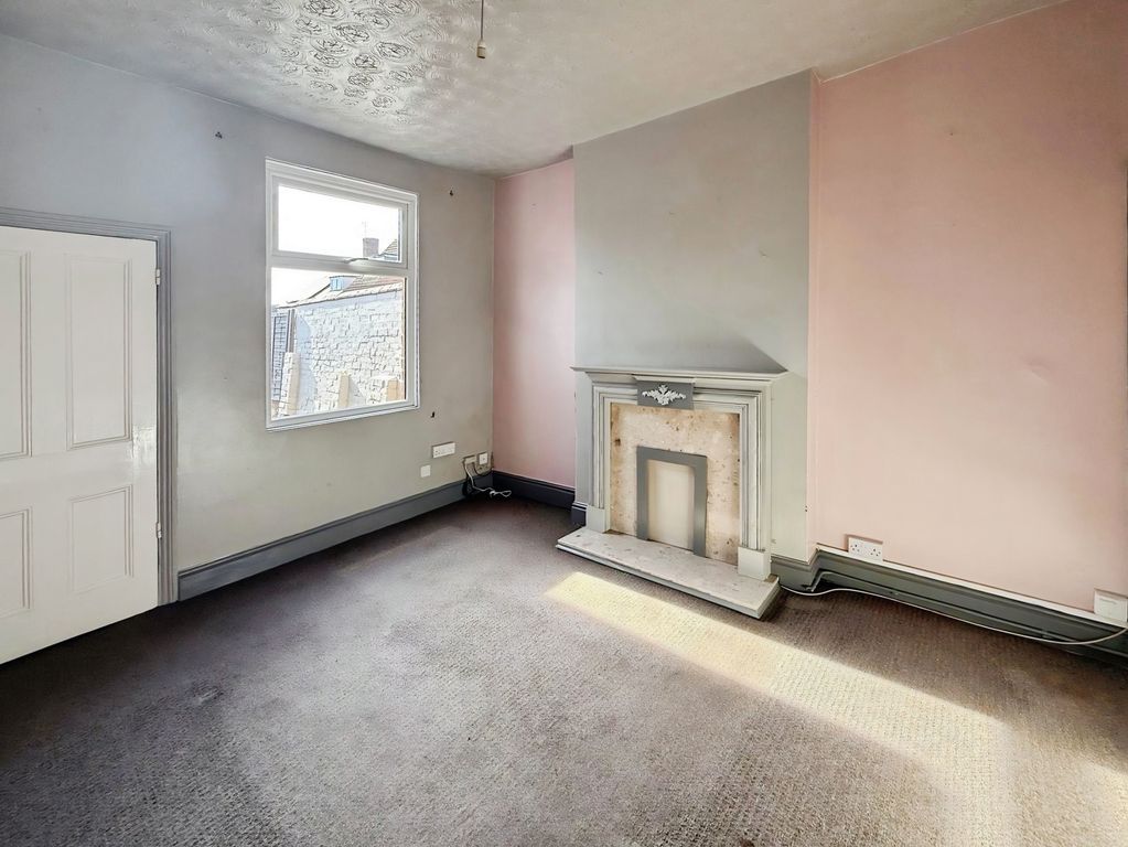 Property photo 3 of 13 Photo 3